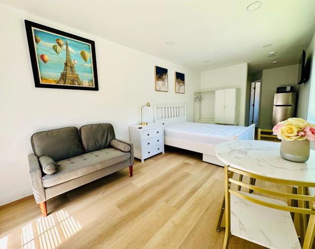 159 Hollywood Avenue, San Jose CA: https://media.crmls.org/mediaz/9fe4b89b-576c-41a4-b0f1-9654ebfc1a17.jpg