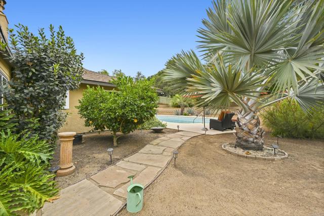Detail Gallery Image 34 of 52 For 3625 Laketree Dr, Fallbrook,  CA 92028 - 3 Beds | 2 Baths