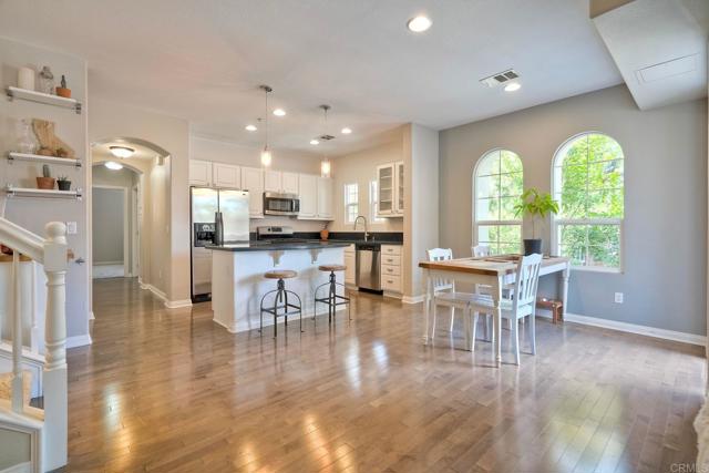 1367 Sky Ridge, San Marcos CA: https://media.crmls.org/mediaz/9fe4eac4-ee78-4ccf-a22d-ba0ff0955c77.jpg