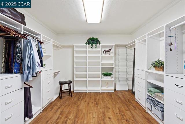 1101 North Gate Road, Walnut Creek CA: https://media.crmls.org/mediaz/9fe64dd7-9dea-4bcf-a182-58b19c3a4683.jpg