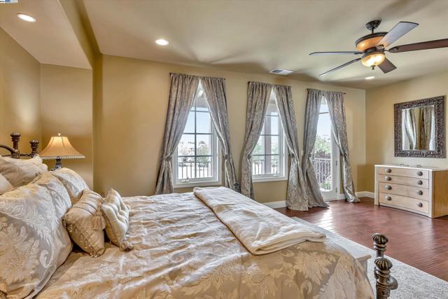 4506 Lilac Ridge Rd, San Ramon, California 94582, 5 Bedrooms Bedrooms, ,5 BathroomsBathrooms,Single Family Residence,For Sale,Lilac Ridge Rd,41057138