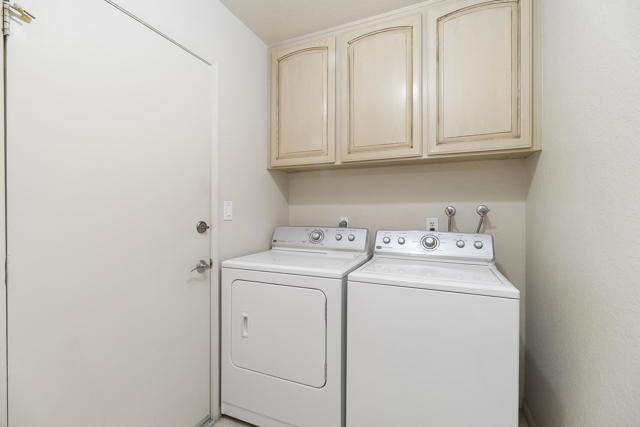 Image 30 of 37 For 322 Villena Way