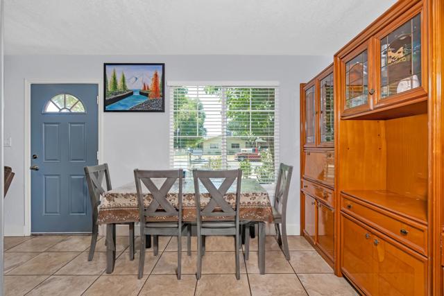 1005 W 8th Street, Merced CA: https://media.crmls.org/mediaz/9fe7834f-876c-450f-bac7-ad76251d0fde.jpg