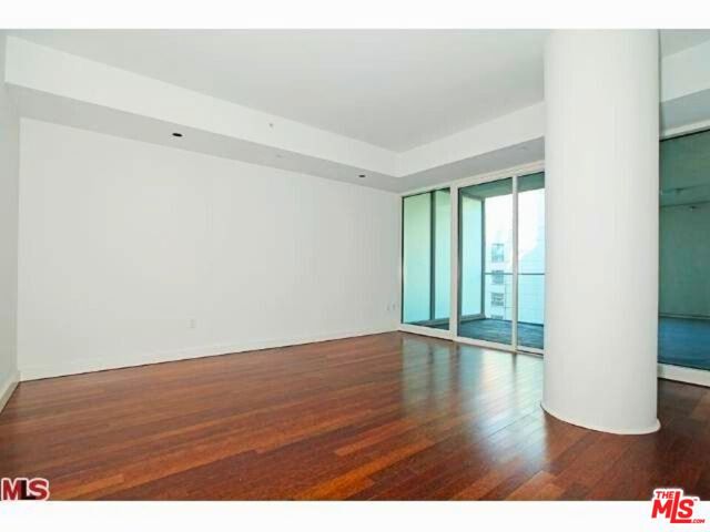 6250 Hollywood Boulevard, Los Angeles CA: https://media.crmls.org/mediaz/9fe7f639-3af9-458a-8095-b8317a76b7a6.jpg