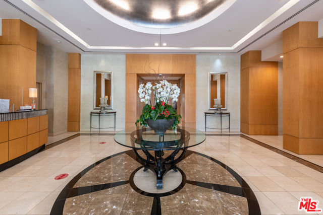 10445 Wilshire Boulevard, Los Angeles CA: https://media.crmls.org/mediaz/9fe99d8a-22c0-421b-9735-580b574968e0.jpg