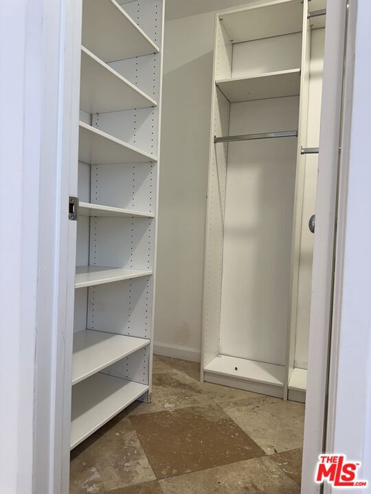 2454 Penmar, Venice CA: https://media.crmls.org/mediaz/9fe9bc07-2eec-4388-84ec-5ef2de018ddc.jpg