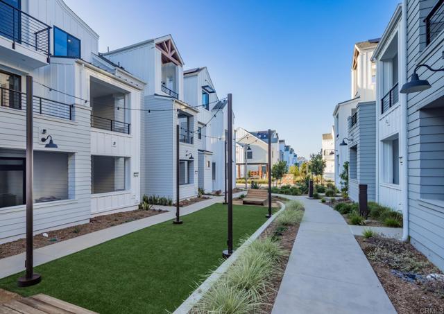 Detail Gallery Image 26 of 31 For 1403 Anacona Pl #103,  Encinitas,  CA 92024 - 2 Beds | 2/1 Baths