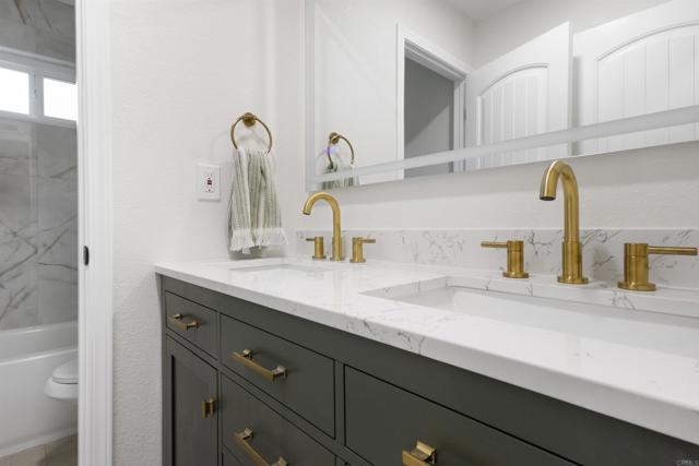 Detail Gallery Image 32 of 38 For 4350 Point Reyes Ct, Carlsbad,  CA 92010 - 4 Beds | 2/1 Baths