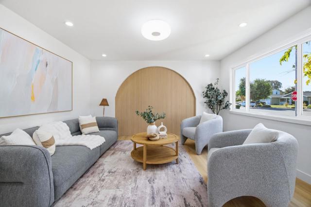 816 Marilyn Drive, Campbell CA: https://media.crmls.org/mediaz/9fec2de5-a52e-4c72-85ec-361a8995e62e.jpg