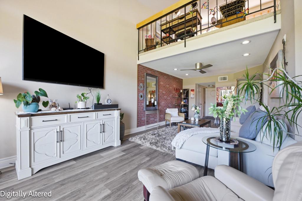 2564 Navarra Drive - photo 11