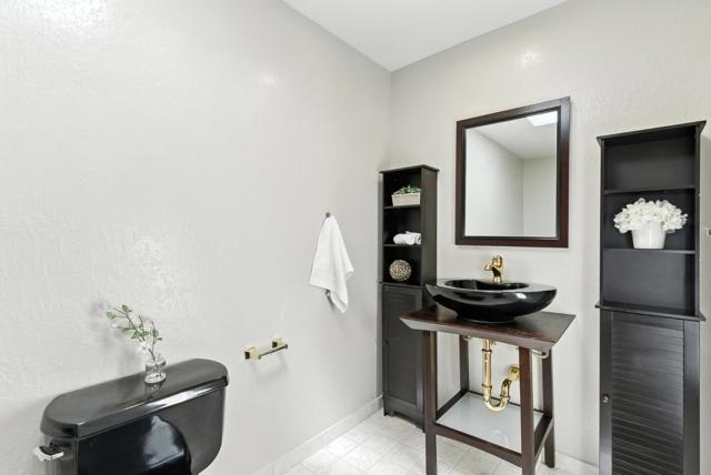 4189 Glenmont Drive, San Jose CA: https://media.crmls.org/mediaz/9fed1bb0-71f9-4b4c-baff-5790ddb6ebb4.jpg