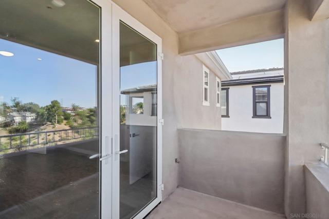 2954 Copley Ave, San Diego CA: https://media.crmls.org/mediaz/9fed7117-0c5f-453f-9bed-1147aa1219a6.jpg