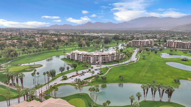 910 Island Drive #112, Rancho Mirage, CA 92270