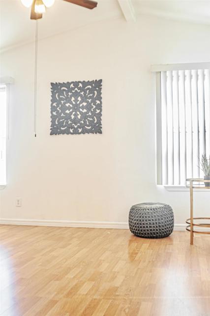 138 Steven Lane, Oceanside CA: https://media.crmls.org/mediaz/9feec7ce-f2e8-4da7-9c59-2485e2df3872.jpg