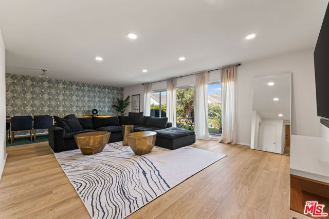3500 W Manchester Boulevard, Inglewood CA: https://media.crmls.org/mediaz/9fef0a4d-3d86-4c8e-9166-acaf77a1d868.jpg