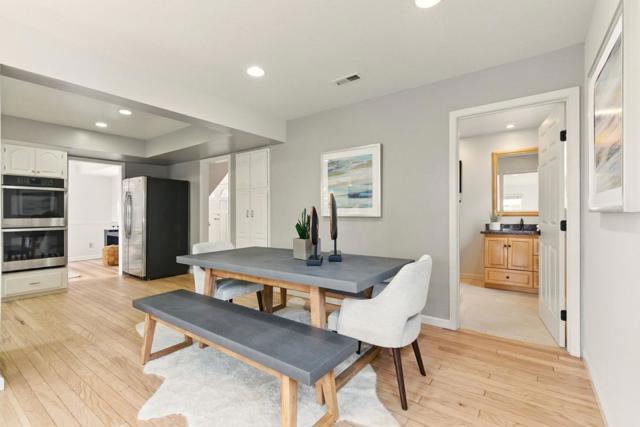 942 Constitution Drive, Foster City CA: https://media.crmls.org/mediaz/9fefed7c-3046-4c43-9277-bc106a811497.jpg