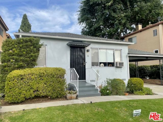 1533 Yale Street, Santa Monica CA: https://media.crmls.org/mediaz/9fefee5b-7336-4c30-9e11-dc01a38fd1d5.jpg