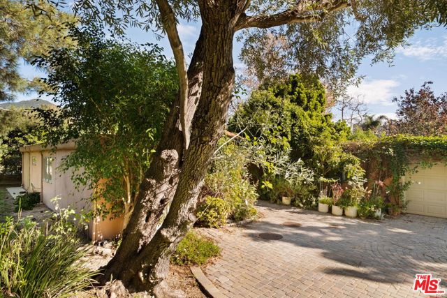 5863 Bonsall Drive photo 4