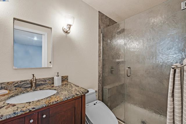 4955 Swindon Pl, Newark CA: https://media.crmls.org/mediaz/9ff10fa8-a691-4b29-87c7-12fbcccbfd6e.jpg