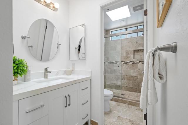 1210 Bellevue Avenue, Burlingame CA: https://media.crmls.org/mediaz/9ff1304d-ef3f-4d53-af16-f901748e8fc2.jpg