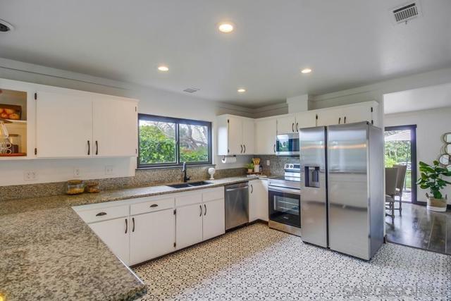3886 Santa Cruz, San Diego CA: https://media.crmls.org/mediaz/9ff1604f-8a6f-4a8f-b23d-6d9f46fc7cd8.jpg