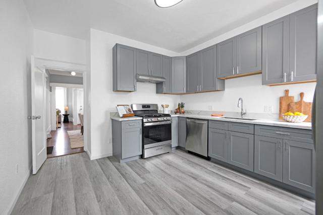 451 Winchester Street, Daly City CA: https://media.crmls.org/mediaz/9ff161e1-ff0e-40a1-a8be-a523b084e602.jpg