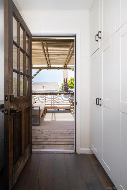 4218 Hamilton Street, San Diego CA: https://media.crmls.org/mediaz/9ff162f3-6fb4-4021-b496-c408460e631b.jpg