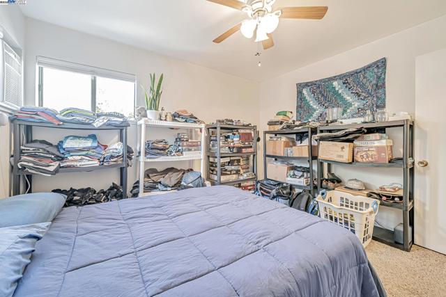 4655 Augustine St, Pleasanton CA: https://media.crmls.org/mediaz/9ff20e50-e794-4852-8444-855d46216dd6.jpg