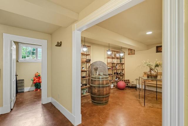 120 Oak Meadow Drive, Los Gatos CA: https://media.crmls.org/mediaz/9ff21be3-672f-4f01-a5a5-6f3e9b33998f.jpg