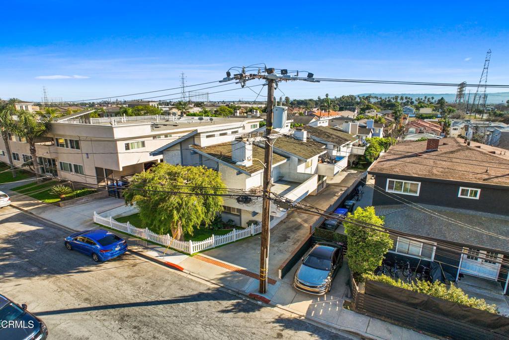 2718 Vanderbilt Lane #B