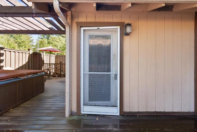 267 Crows Nest Drive, Boulder Creek CA: https://media.crmls.org/mediaz/9ff28567-de29-4410-ab6f-34c79aeef40d.jpg