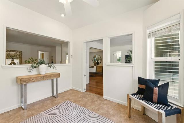 511 Marine View Avenue, Belmont CA: https://media.crmls.org/mediaz/9ff28bd9-15ed-402f-a885-0430667dacce.jpg