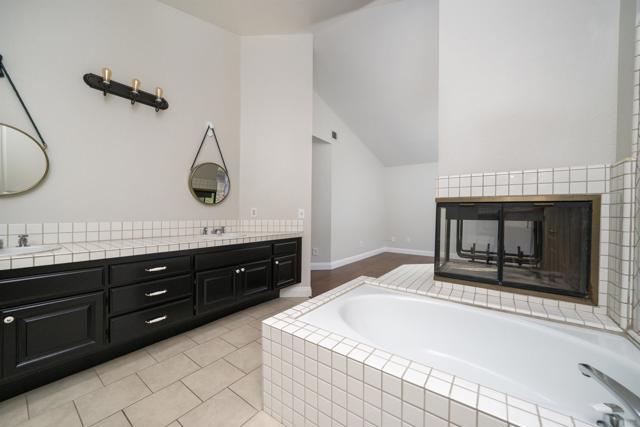 Detail Gallery Image 43 of 44 For 1688 Crystal Ridge Ct, Vista,  CA 92081 - 4 Beds | 2/1 Baths