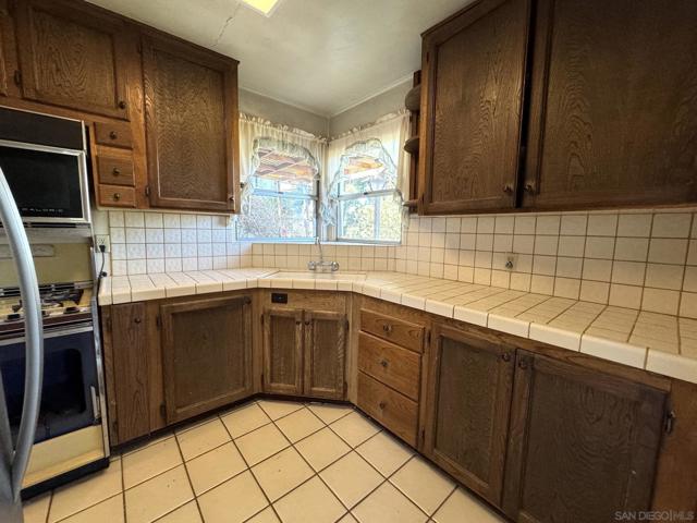 8167 Vista Dr, La Mesa, California 91941, 2 Bedrooms Bedrooms, ,1 BathroomBathrooms,Single Family Residence,For Sale,Vista Dr,240021649SD