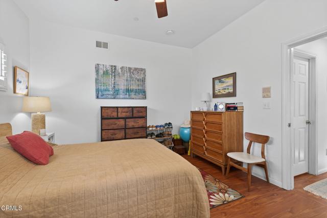 425 Rancho Drive, Ventura CA: https://media.crmls.org/mediaz/9ff5040d-63d2-4e7d-b89d-f85f1c44f1c1.jpg