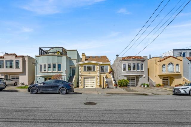 1851 21st Avenue, San Francisco CA: https://media.crmls.org/mediaz/9ff62b53-5194-4ec0-9f94-ccff842ed77c.jpg