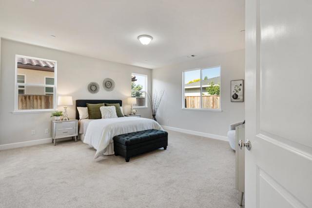 681 Segovia Drive, Hollister CA: https://media.crmls.org/mediaz/9ff63c08-aead-4f85-8f78-008095fdb3cc.jpg