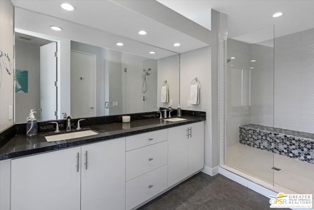 431 Suave Lane, Palm Springs, CA 92262