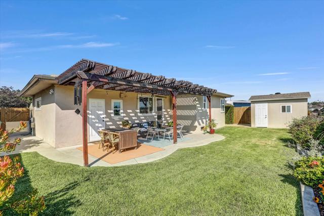 4113 Loma Alta Dr, San Diego CA: https://media.crmls.org/mediaz/9ff69385-b424-47ac-9de0-25810fd0334c.jpg