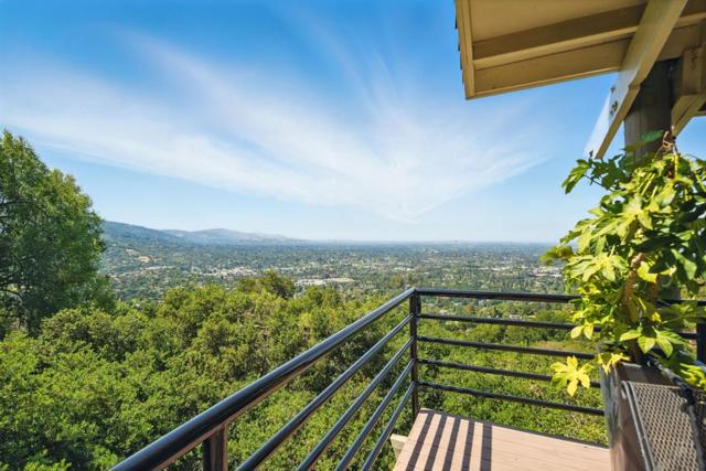 16190 Maya Way, Los Gatos CA: https://media.crmls.org/mediaz/9ff6cd76-2392-43f9-bd0e-2710e048caa7.jpg