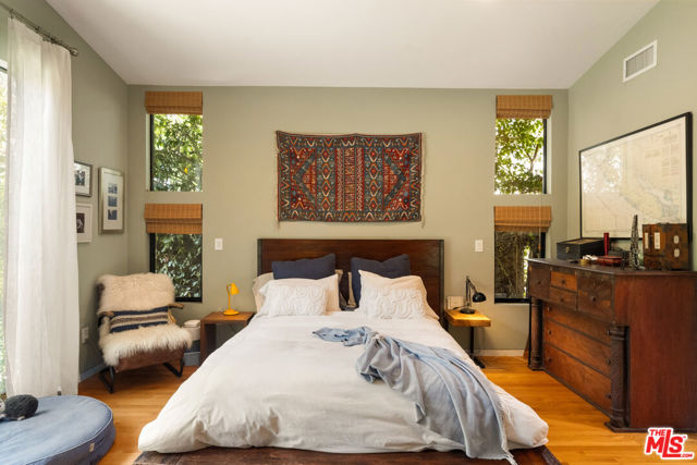 4 Bed Home for Sale in Venice, California