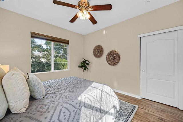 Image 31 of 43 For 1705 Hummingbird Way