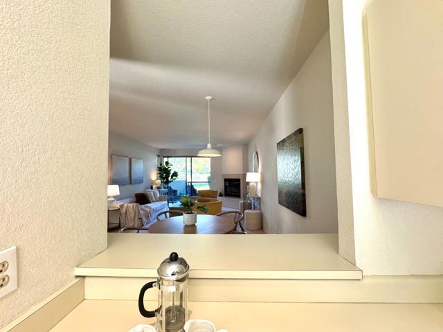 101 Shorebird Circle, Redwood City CA: https://media.crmls.org/mediaz/9ff9a216-9548-439f-8e0d-df6e1b611013.jpg