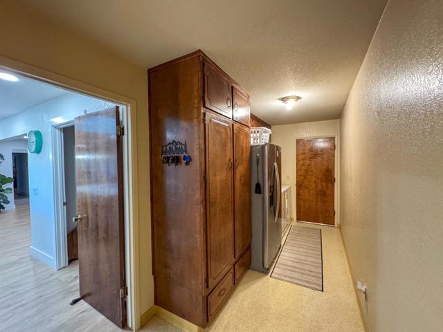 215 Rays Circle, Hollister CA: https://media.crmls.org/mediaz/9ffb1778-35b1-488d-b651-8da83a94c219.jpg