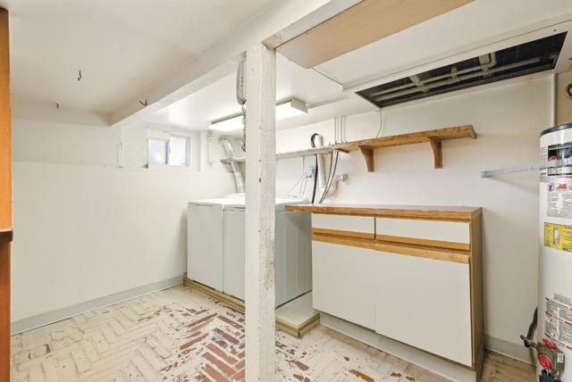435 Edgewood Road, Redwood City CA: https://media.crmls.org/mediaz/9ffb4141-8ddf-4e2b-bd40-ce6c708cfd11.jpg