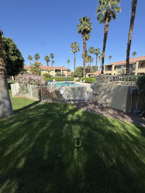 Image 11 of 15 For 68153 Lakeland Drive