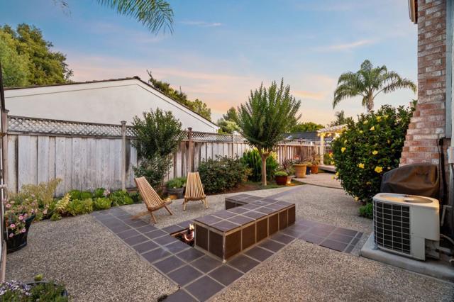 1462 Robsheal Drive, San Jose CA: https://media.crmls.org/mediaz/9ffbdea5-3d47-4698-aad2-3e54d073606f.jpg