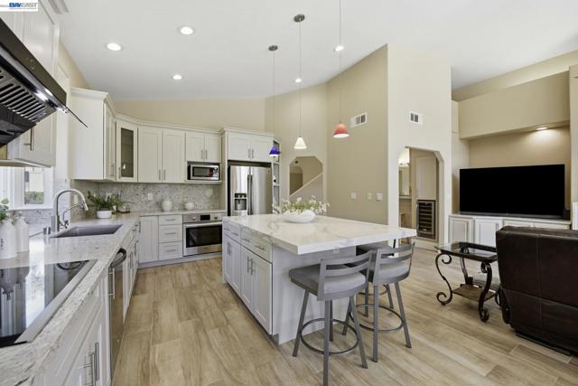 Image 10 of 53 For 7880 La Quinta Ct