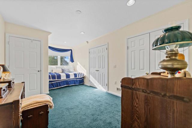 16973 Roberts Road, Los Gatos CA: https://media.crmls.org/mediaz/9ffc91b2-0645-4f2c-a471-aa932b4ad177.jpg