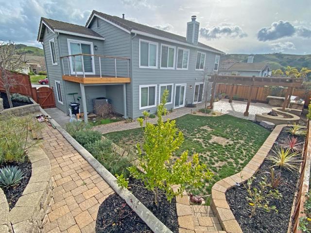 6279 Skywalker Drive, San Jose CA: https://media.crmls.org/mediaz/9ffcc139-5563-4959-be47-ca73c7936fba.jpg